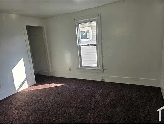 2 bed, 700 sqft, $900 — Photo 4