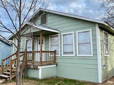 104 W Houston St, Llano, TX, 78643