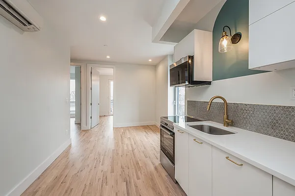 Rented by Voro, LLC | media 1