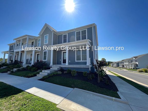 3rd image of 149 Shenandoah Ave