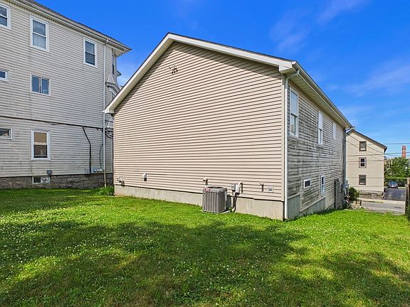 3rd image of 212 Haffards St