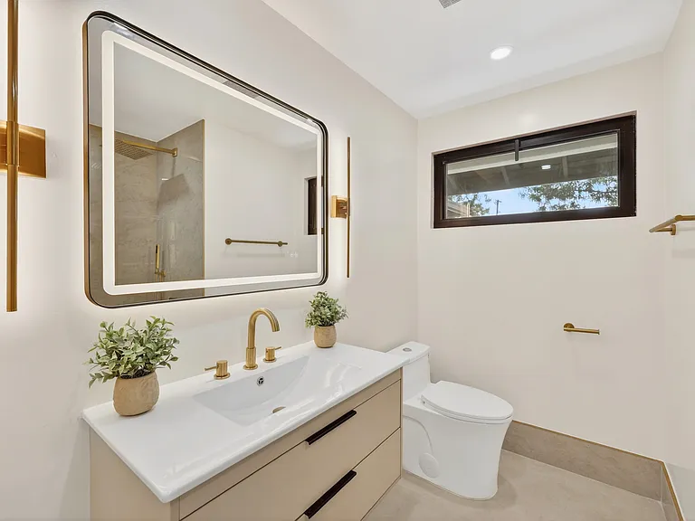 16231 Septo St — Photo 13
