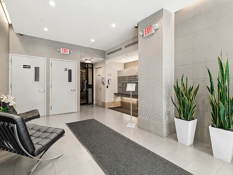 502 9th Ave #6B — Photo 10