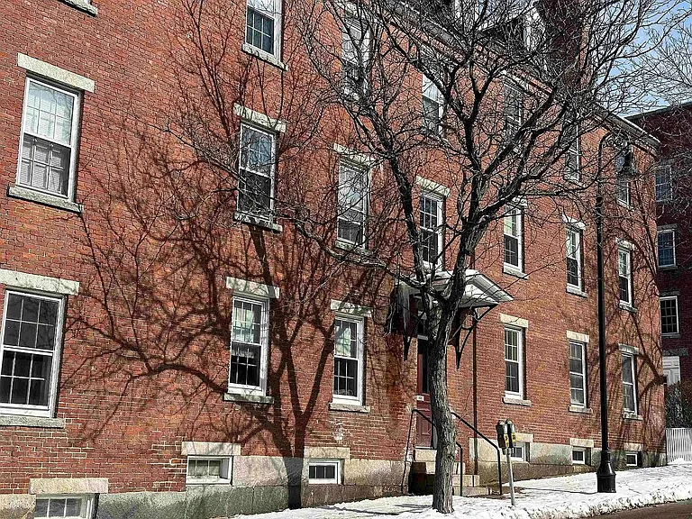 131 W Merrimack St #3 — Photo 12
