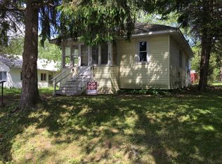 210 N Grover Ave, Alma, MI 48801
