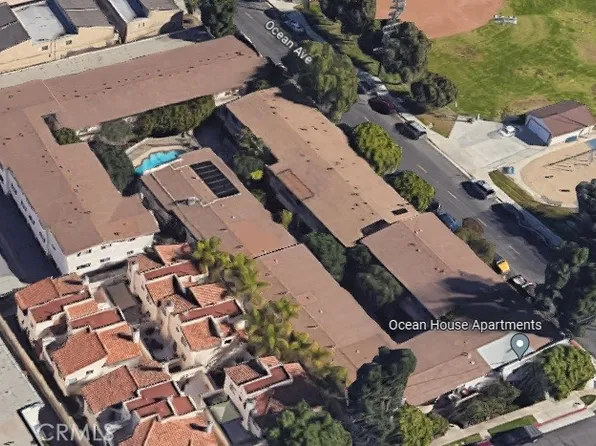 24065 Ocean Ave, Torrance, CA 90505