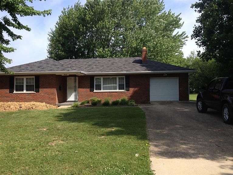 1st image of 20 Circle Dr