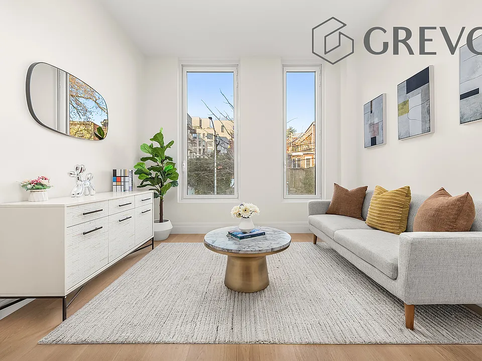 30-55 Vernon Blvd #2J