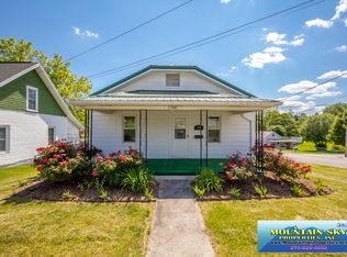 195 N 24th St, Wytheville, VA 24382