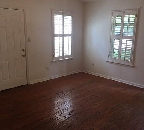 2nd image of 1925 Gina Dr