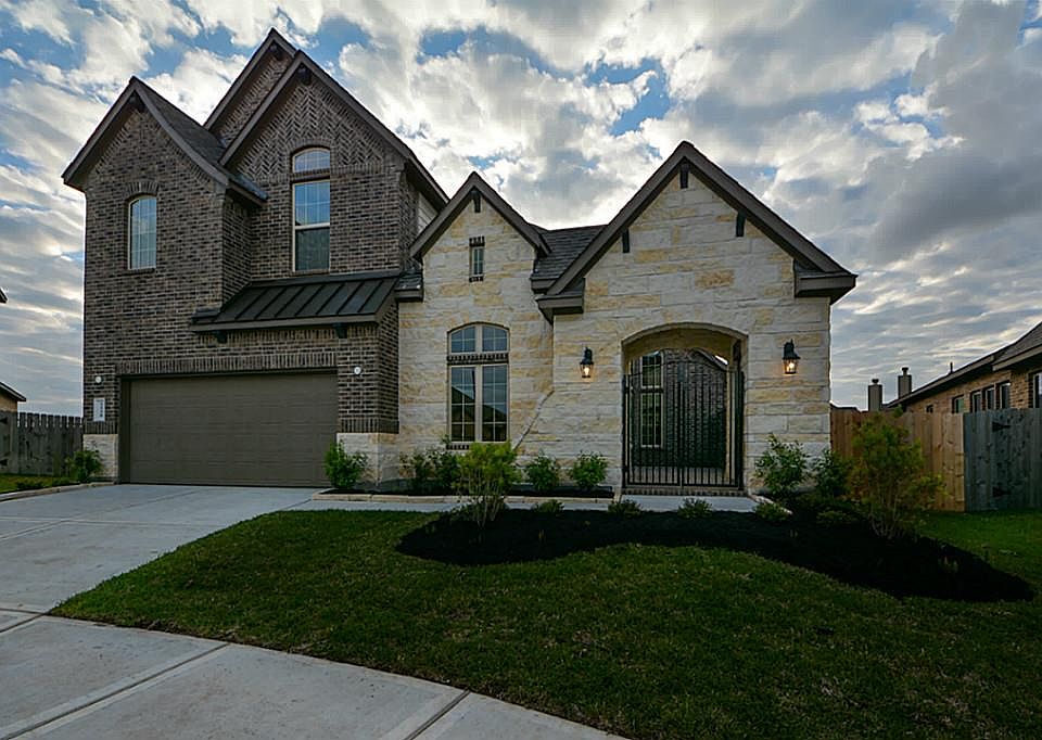 1st image of 3330 Emerald Valley Dr