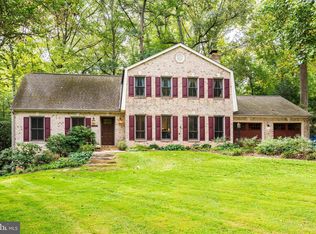 12205 Lake James Dr, Herndon, VA 20171