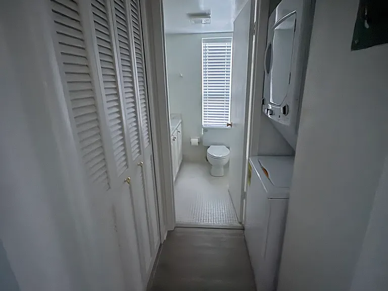 931 NW Sunset Dr #4 — Photo 8