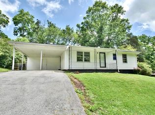 6230 Pleasant Ridge Rd, Knoxville, TN 37912