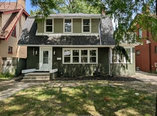 1484 Victoria Ave, Windsor, ON N8X 1P3