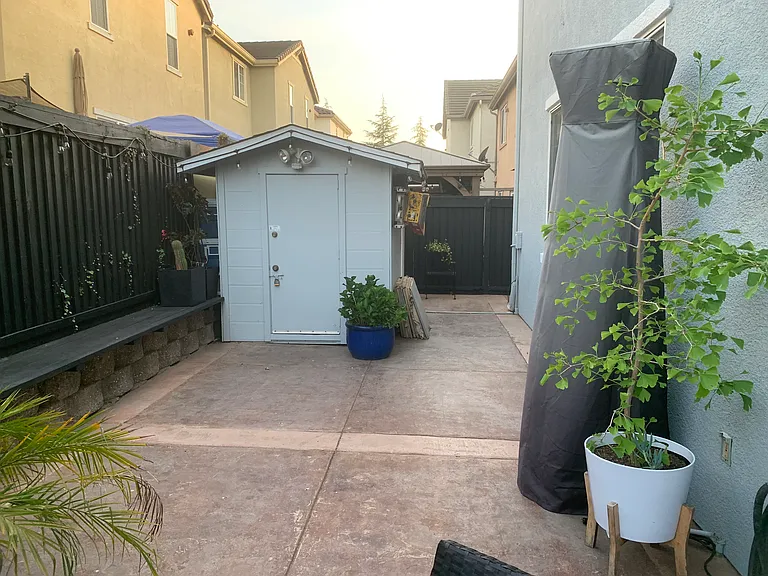 242 Lighthouse Dr — Photo 8