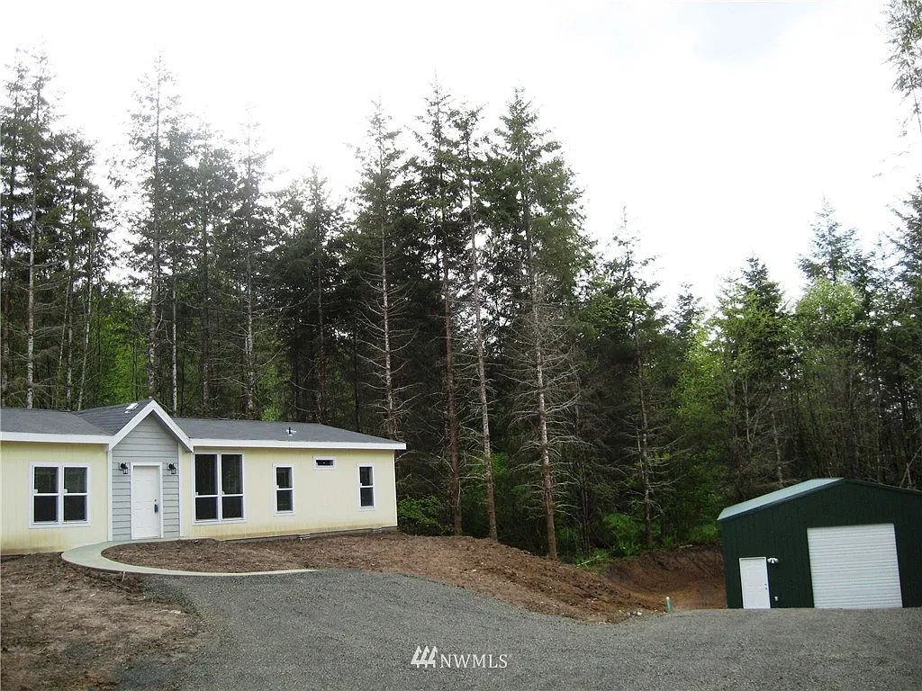 1755 Bunker Creek Road photo 1