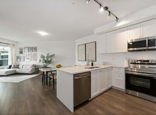 15738 85th Ave #324, Surrey, BC