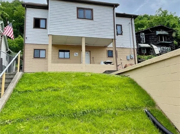 766 Clifton St, Follansbee, WV 26037