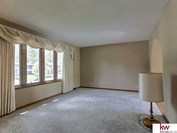 4th image of 4837 S 92nd Ave