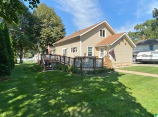 625 1st Ave SW, Le Mars, IA 51031