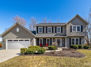 1008 Hollingswood Ct, Naperville, IL 60564