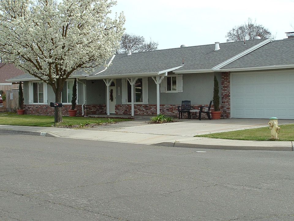 2nd image of 1504 Clevenger Dr