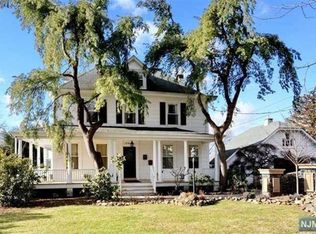 73 Highview Ave, Park Ridge, NJ 07656