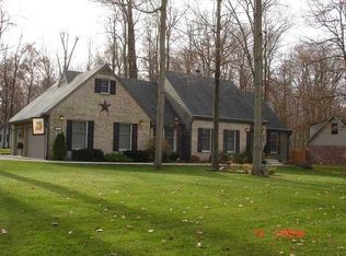 601 Cranberry Dr, Greenfield, IN