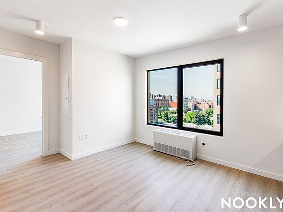 3rd image of 138 Bruckner Blvd #10014