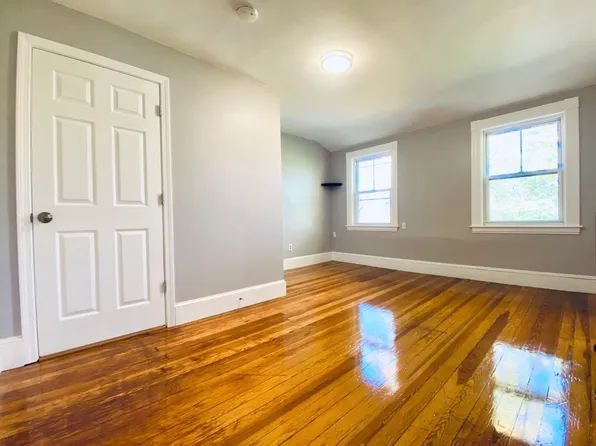 114 White St, Belmont, MA