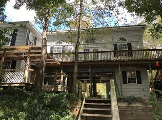 153 Bear Run Rd, Burgaw, NC 28425