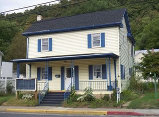 287 N Washington St, Berkeley Springs, WV 25411