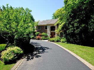 170 N Sheridan Rd, Winnetka, IL 60093