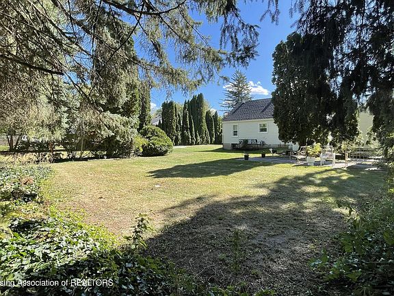 2nd image of 1304 Wolf Ct