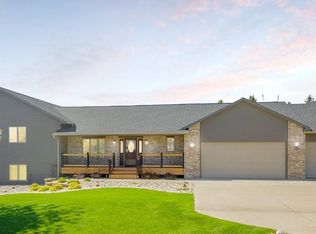 27305 Meadow Ridge Rd, Harrisburg, SD 57032