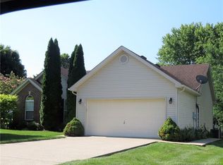 1073 Housefield Dr NW, Corydon, IN 47112