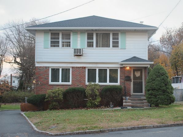 2226 Halsey St FLOOR 2