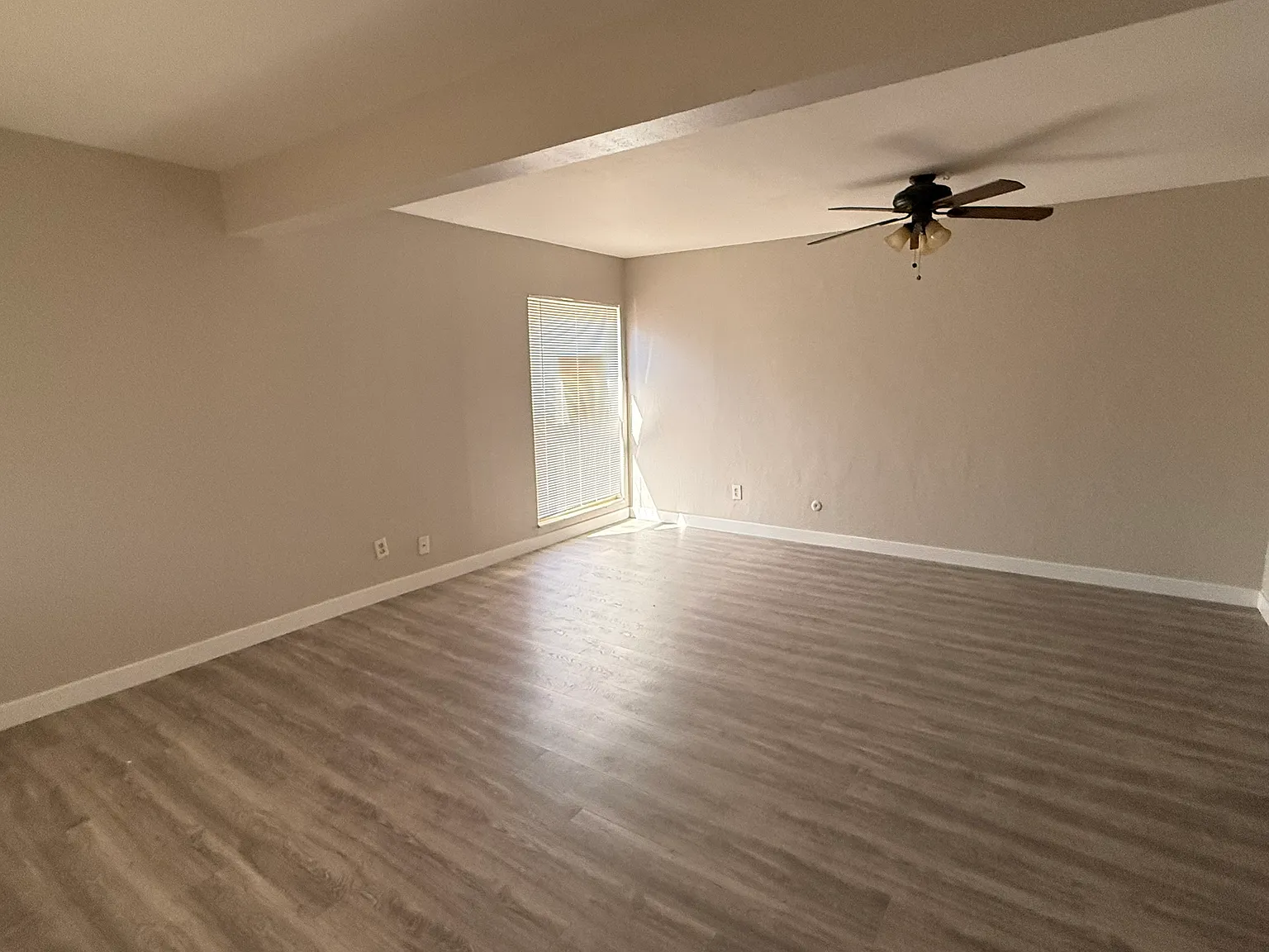 2 bed, 831 sqft, $1,495 — Photo 4