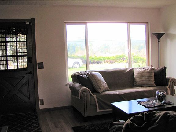 4th image of 1819 Pottery Ave