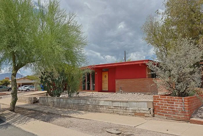 3 bed, 2.0 bath, 1589 sqft, $1,850 — Photo 2