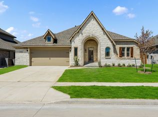 1951 Cedarwood Dr, Red Oak, TX 75154