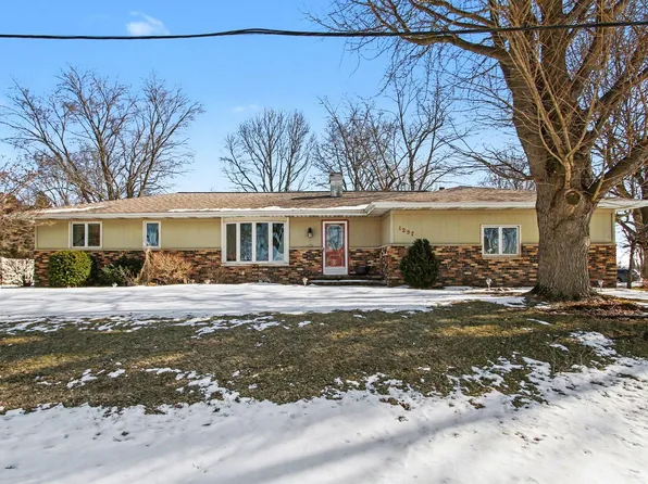 1257 County Road 325 E, Valparaiso, IN 46383