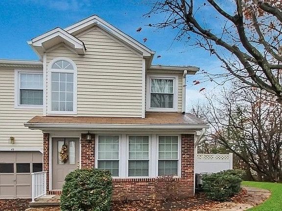 2nd image of 49 Pheasant Brook Ct