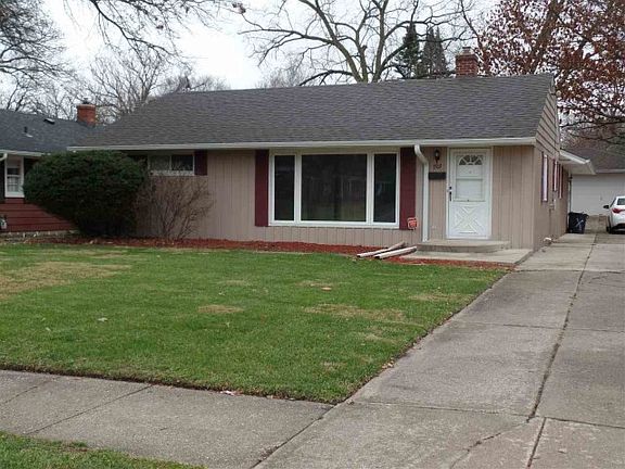 2nd image of 1507 Roncevalles Ave
