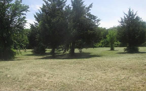 3rd image of 104 Mulligan Ct