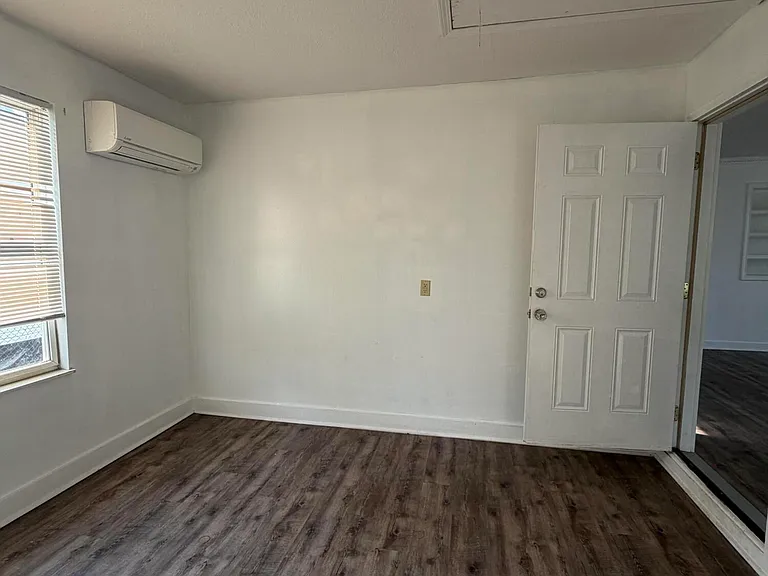 748 Pauline Ave — Photo 10