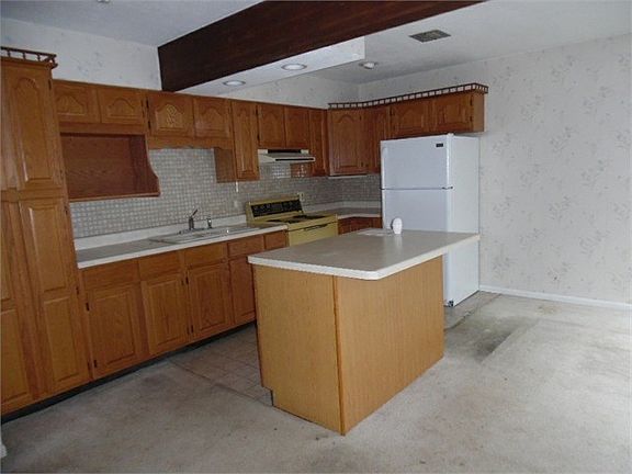 5th image of 3329 Beacon St Unit 49