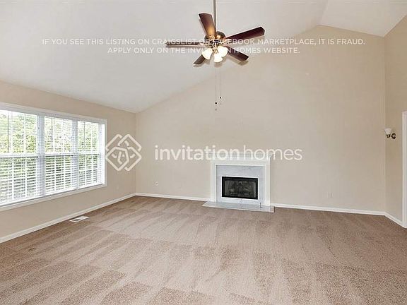 4th image of 2072 Township Dr