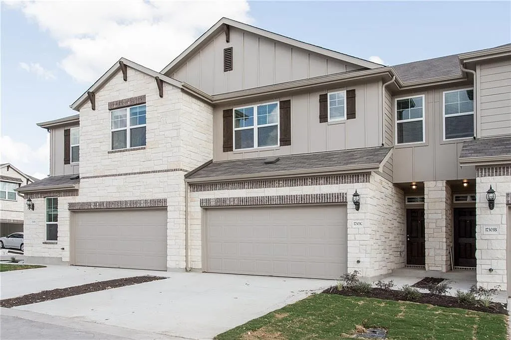 3 bed, 2.5 bath, 1718 sqft, $1,995 — Photo 2